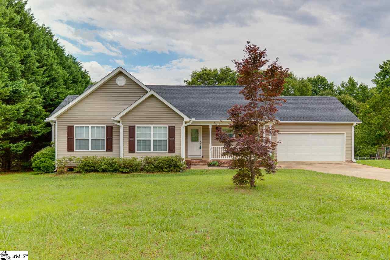 712 Old Cedar Rock Road Easley, SC 29640 - Photo 1 of 36 Gallery Image 1