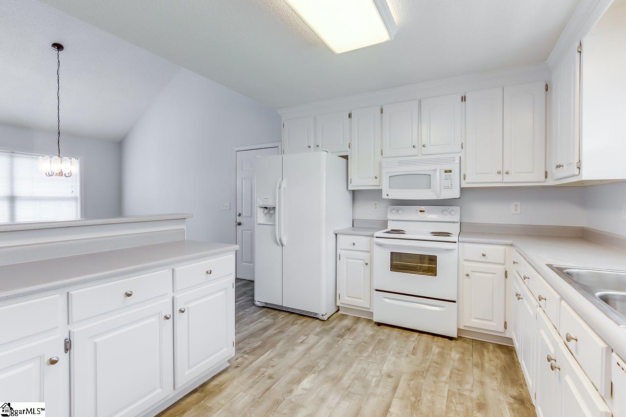 712 Old Cedar Rock Road Easley, SC 29640 - Photo 17 of 36 Gallery Image 17
