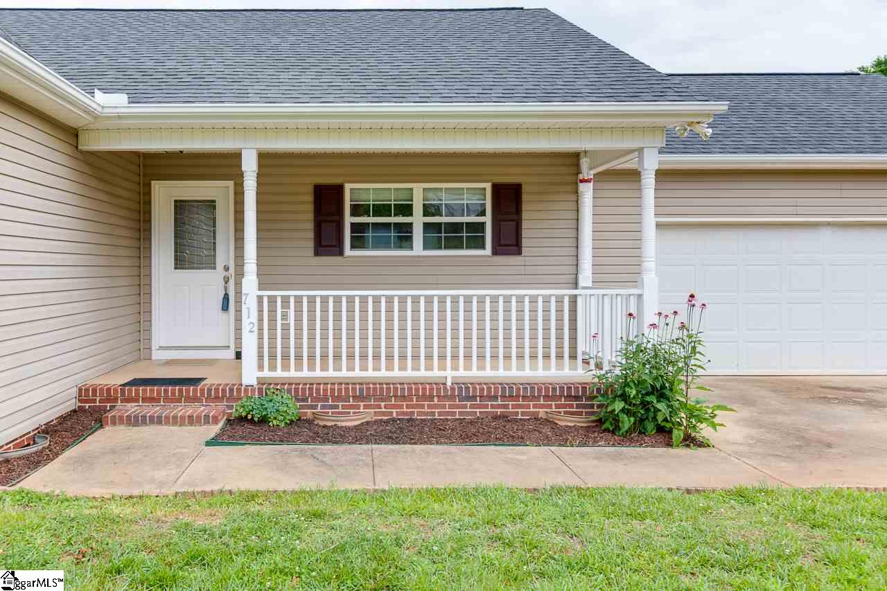 712 Old Cedar Rock Road Easley, SC 29640 - Photo 3 of 36 Gallery Image 3
