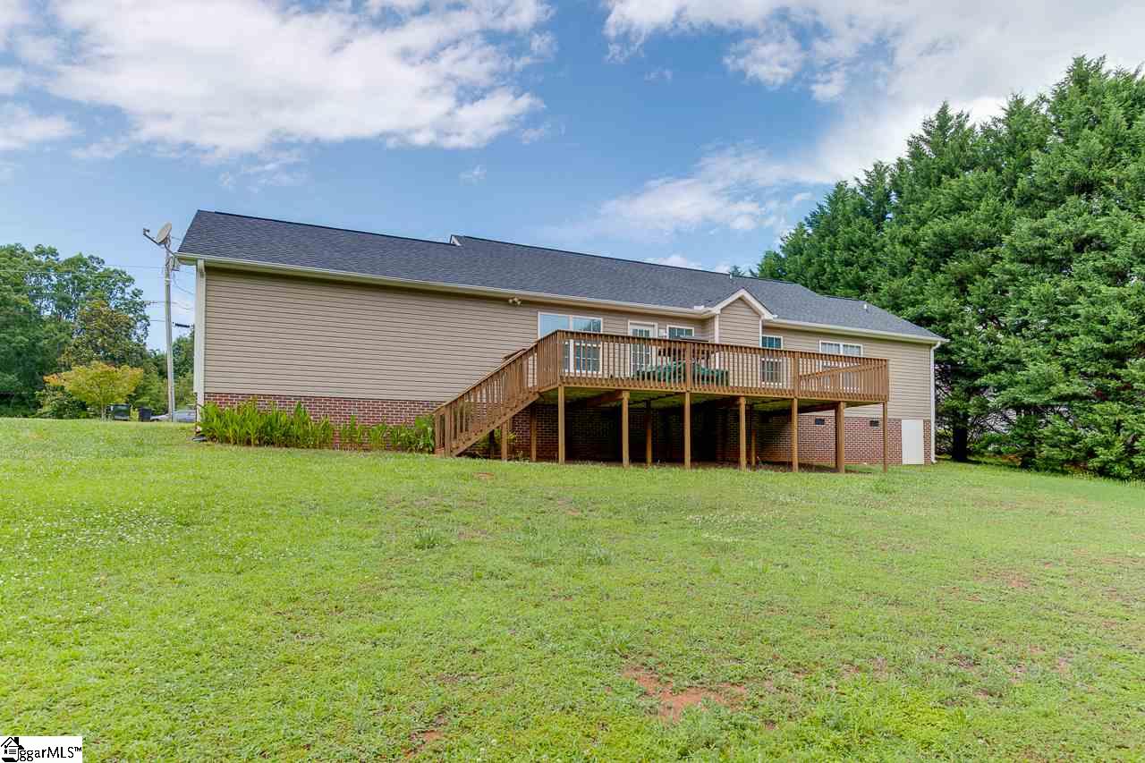 712 Old Cedar Rock Road Easley, SC 29640 - Photo 7 of 36 Gallery Image 7