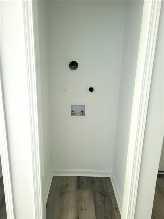 1154 Windsor Street Southwest Atlanta, GA 30310 - Photo 9 of 12 a view of a small space