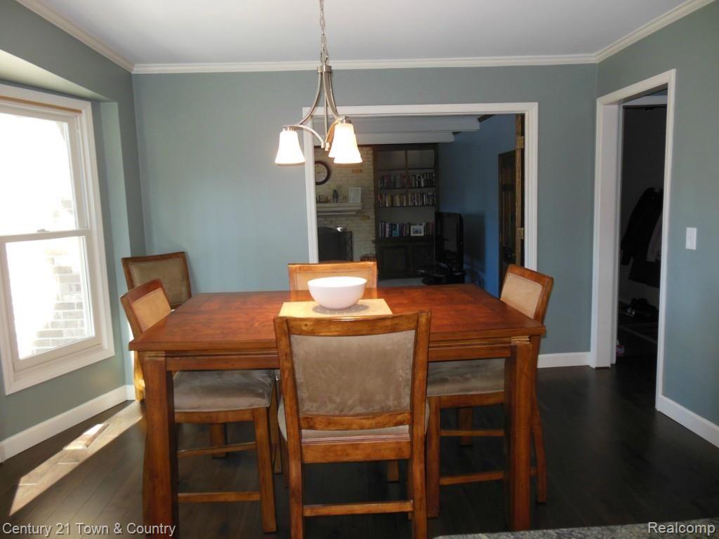 400 Tanglewood Drive Rochester, MI 48309 - Photo 13 of 52 020.jpg