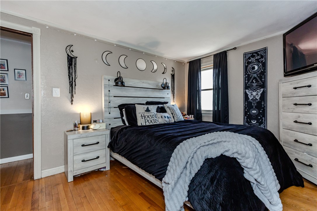 60 Ruskin Avenue Woonsocket, RI 02895 - Photo 13 of 31 1st Floor Bedroom 3