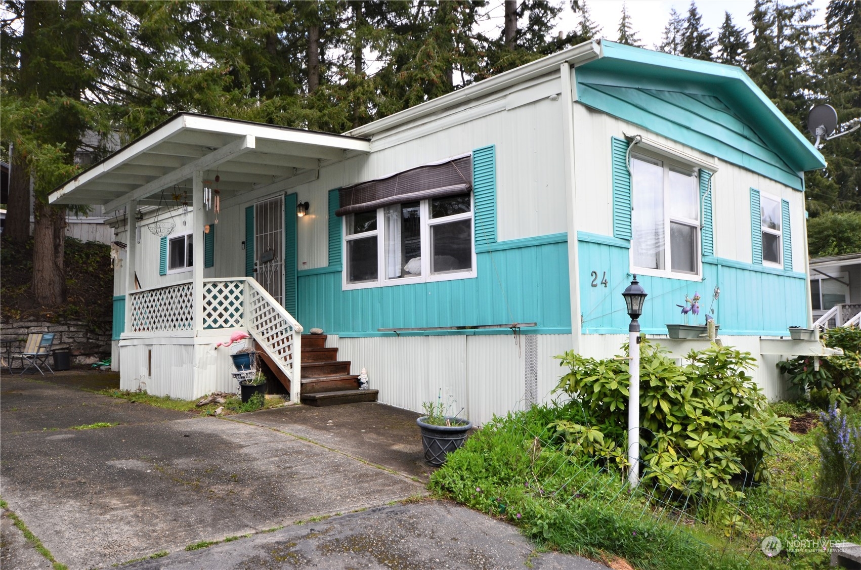 23121 Edmonds Way, Unit 24 Edmonds, WA 98020 - Photo 1 of 1 Gallery Image 1