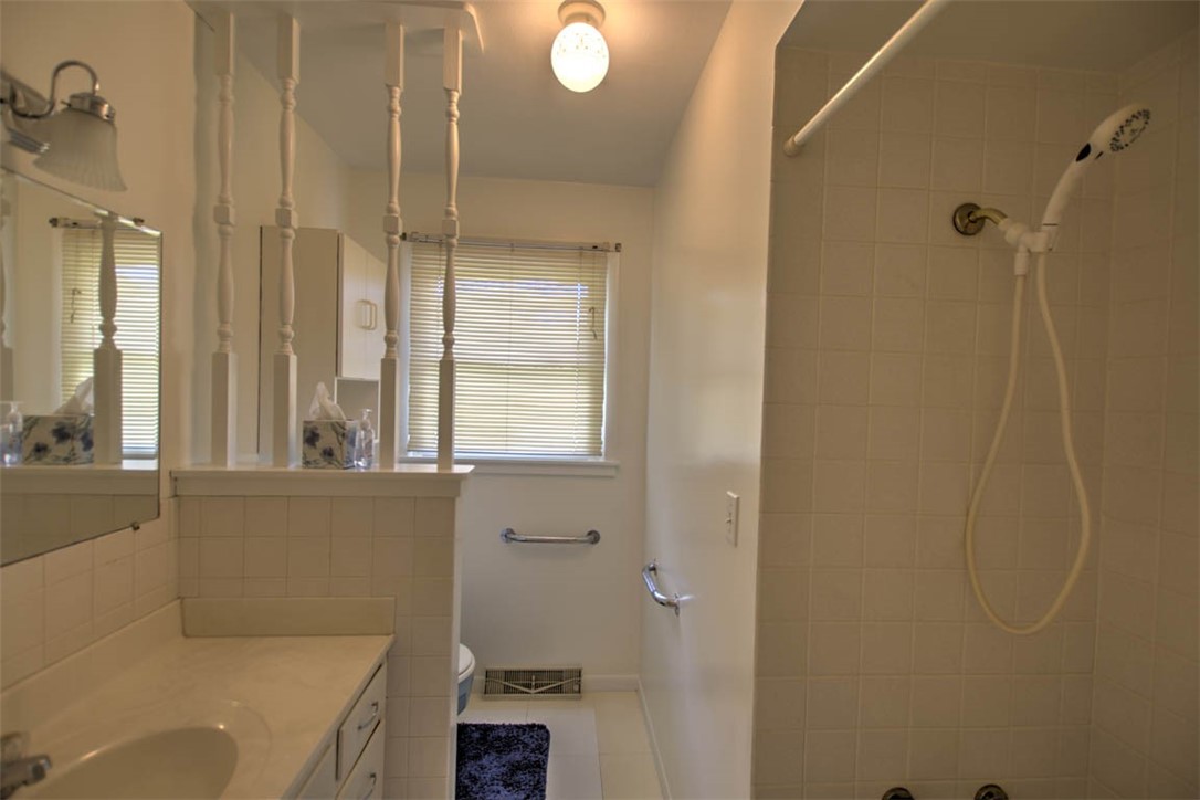 4732 Hayden Drive Decatur, IL 62521 - Photo 18 of 25 Gallery Image 18