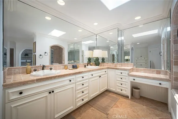 $24,995 | 1541 Dolphin Terrace, Corona del Mar, CA 92625