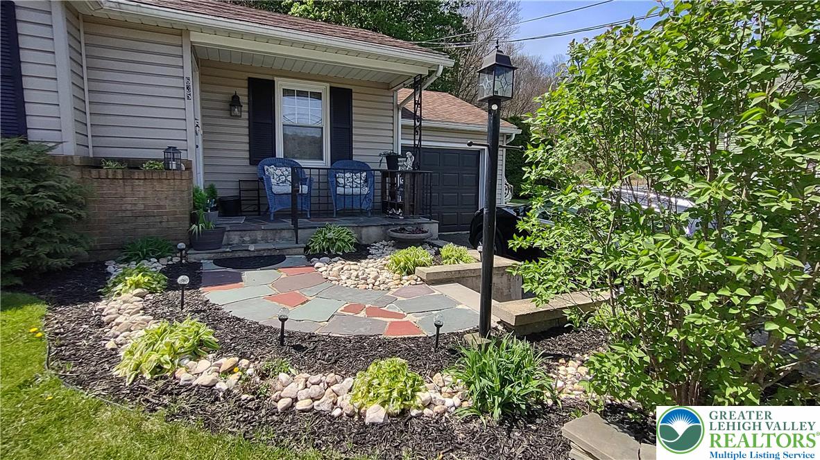 635 Silver Spring Boulevard Kunkletown, PA 18058 - Photo 3 of 34