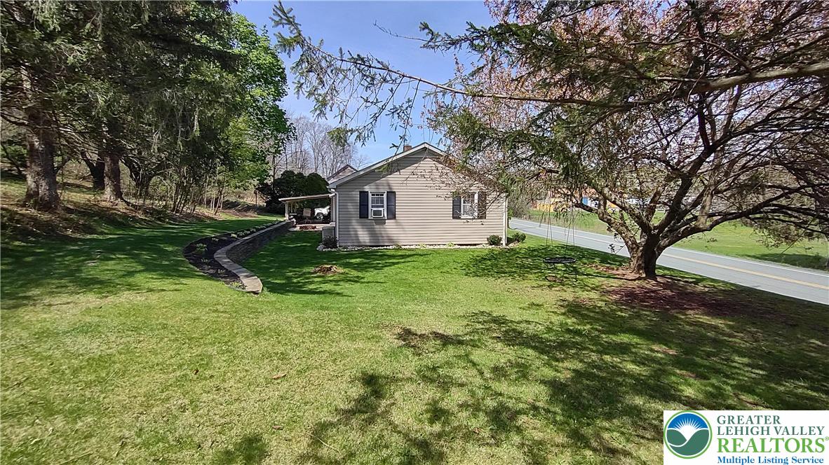 635 Silver Spring Boulevard Kunkletown, PA 18058 - Photo 5 of 34