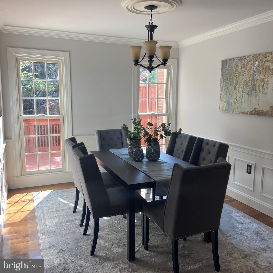 6504 Westhaven Lane Springfield, VA 22150 - Photo 4 of 11