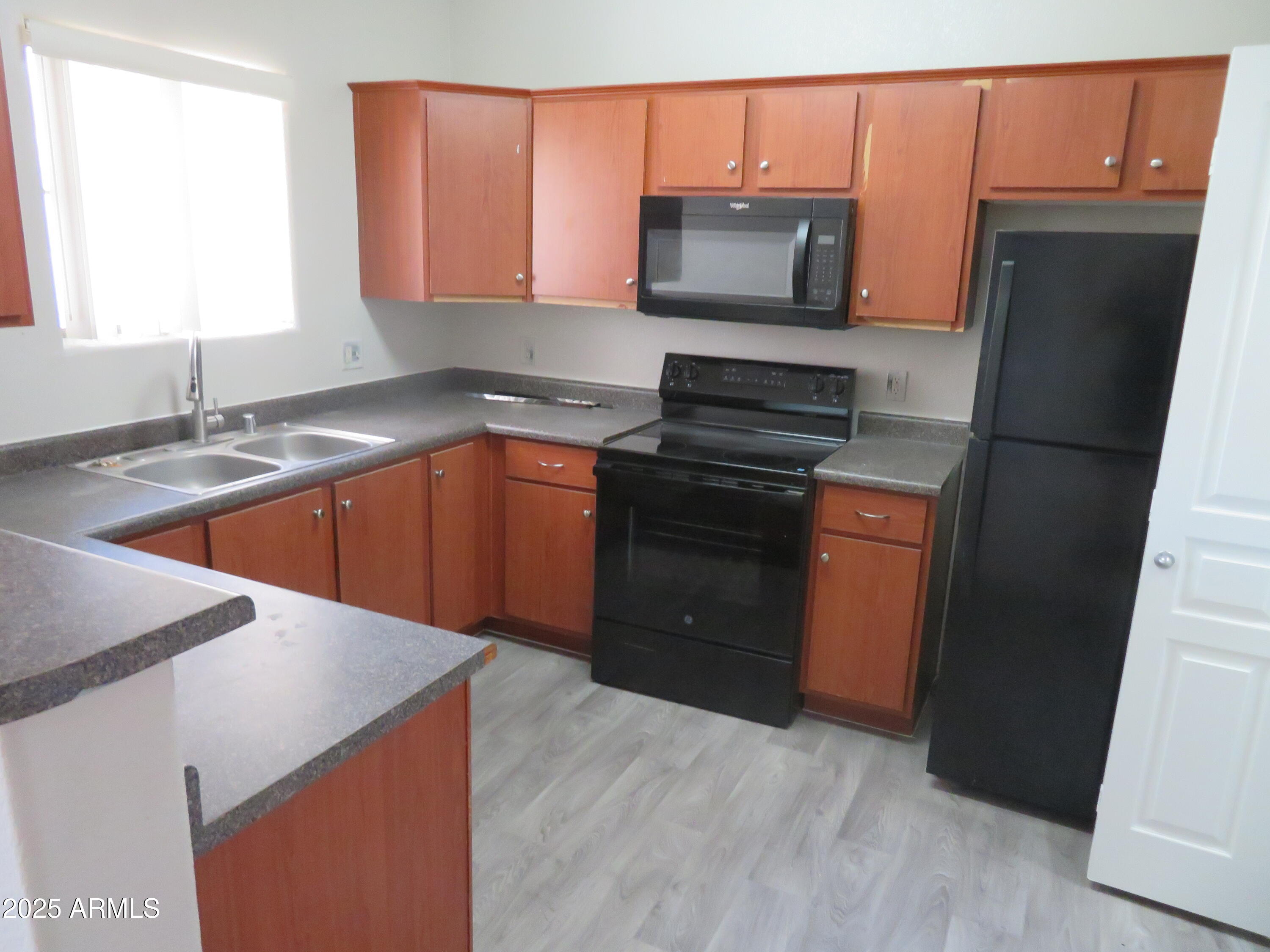 1941 South Pierpont Drive, Unit 1025 Mesa, AZ 85206 - Photo 5 of 52 IMG_4120