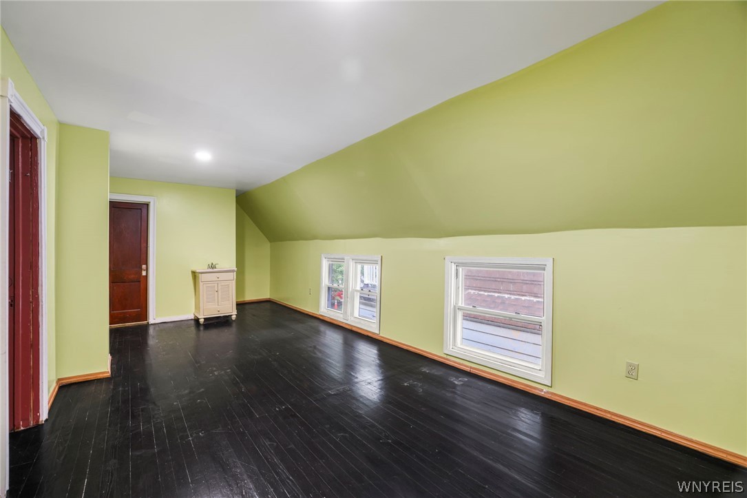 253 Benzinger Street Buffalo, NY 14206 - Photo 28 of 34