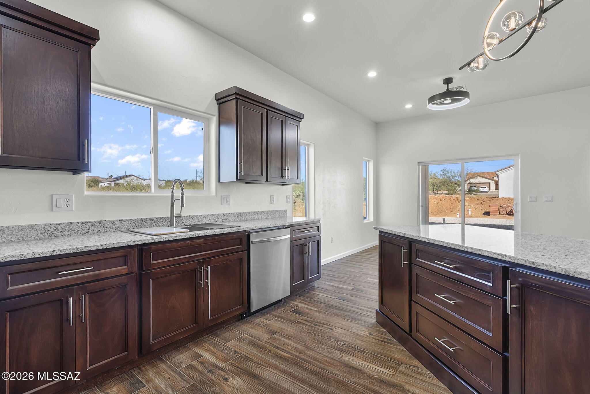 1825 Via Nueva Zelandia Rio Rico, AZ 85648 - Photo 6 of 26