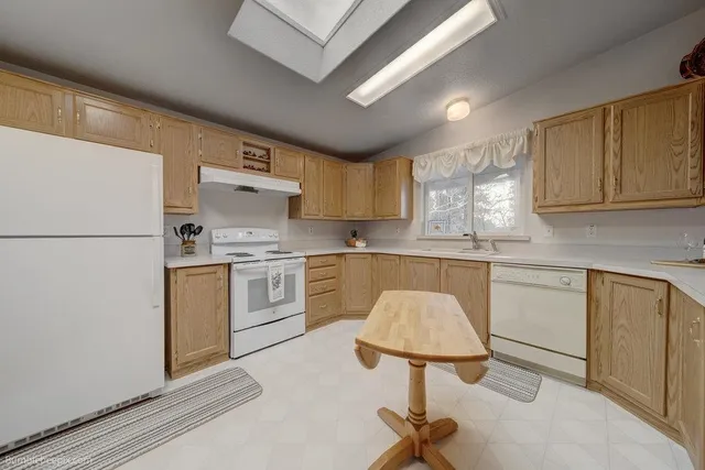 $400,000 | 44307 Miles Road North, Unit N, Davenport, WA 99122