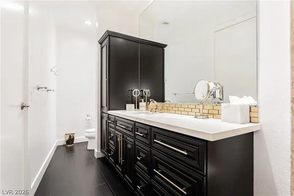 $3,800 | 360 East Desert Inn Road, Unit 1502, Las Vegas, NV 89109