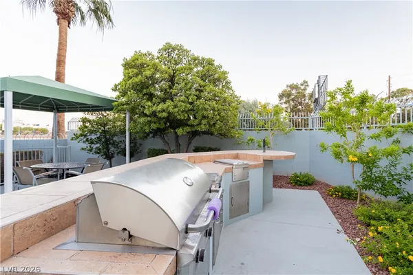 $3,800 | 360 East Desert Inn Road, Unit 1502, Las Vegas, NV 89109
