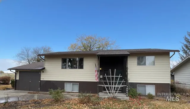 $298,500 | 501 South Edith Street, Shoshone, ID 83352