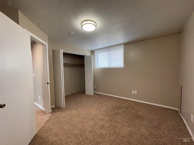 $298,500 | 501 South Edith Street, Shoshone, ID 83352