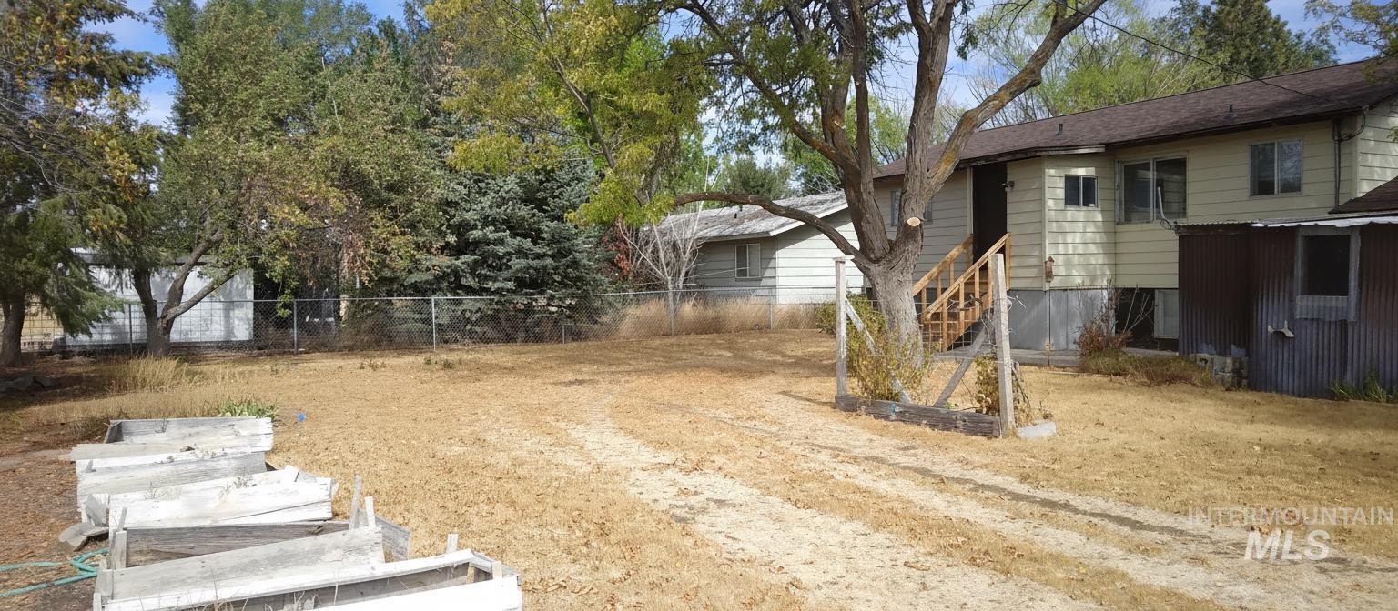 501 South Edith Street Shoshone, ID 83352 - Photo 27 of 32