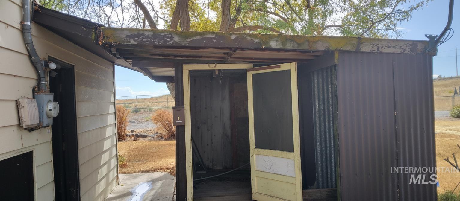 501 South Edith Street Shoshone, ID 83352 - Photo 29 of 32