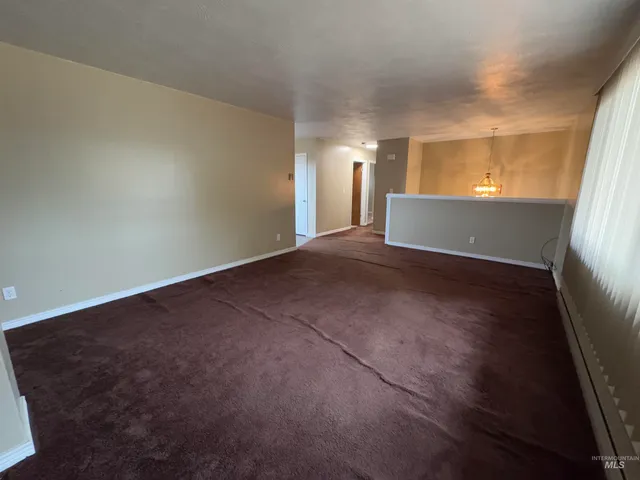 $298,500 | 501 South Edith Street, Shoshone, ID 83352