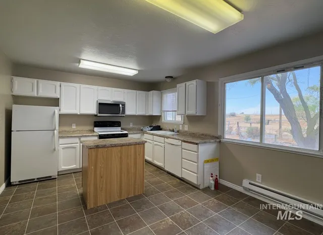 $298,500 | 501 South Edith Street, Shoshone, ID 83352