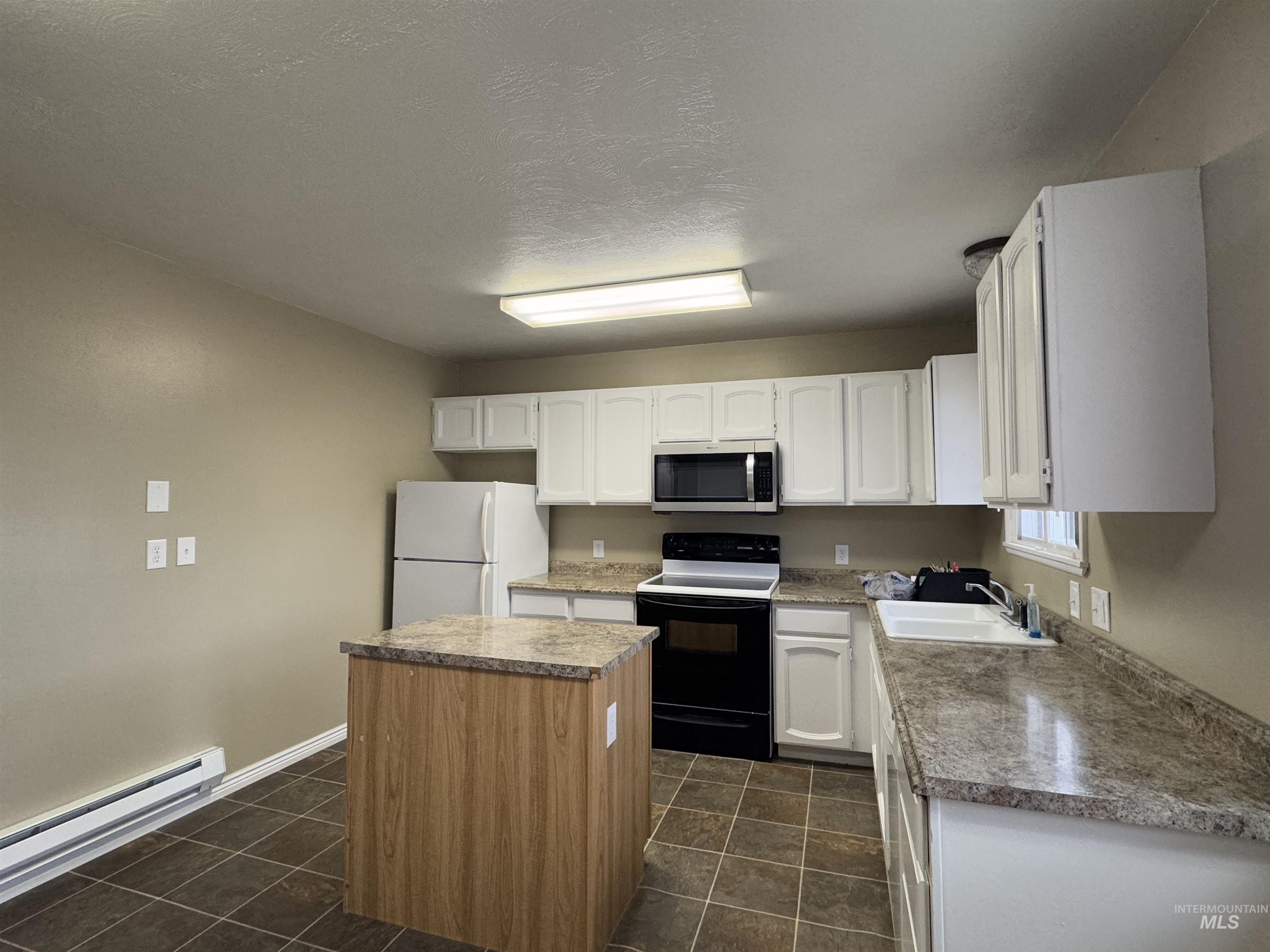 501 South Edith Street Shoshone, ID 83352 - Photo 8 of 32