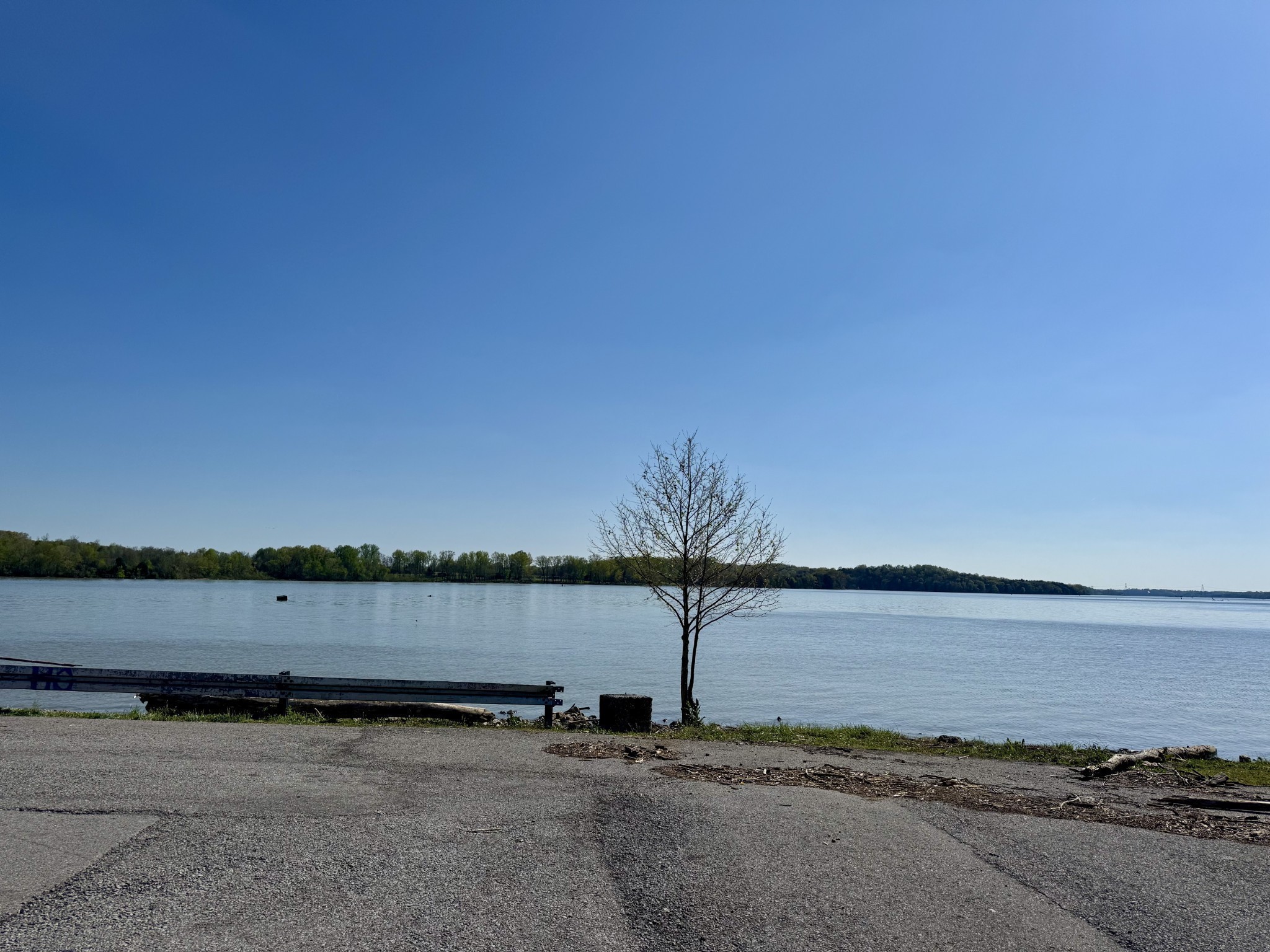 2155 Barnwood Road Gallatin, TN 37066 - Photo 51 of 51 a view of a lake with a city