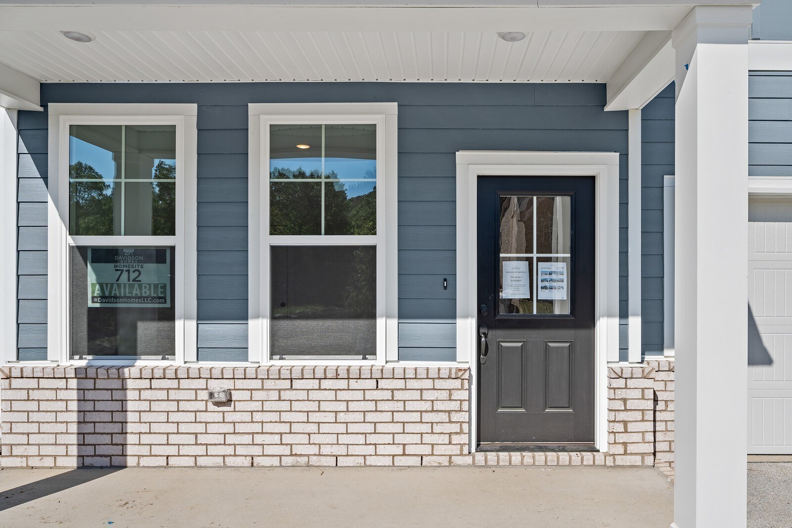 2155 Barnwood Road Gallatin, TN 37066 - Photo 7 of 51 front view of a house