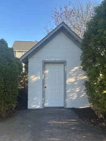 $549,900 | 626 Hillside Road, Richfield, WI 53017