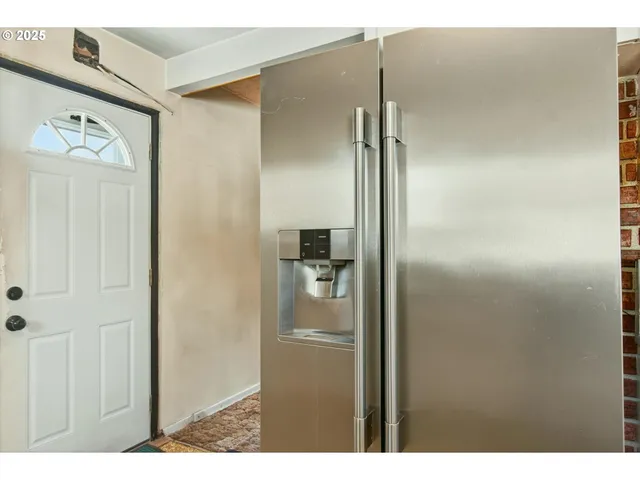 $260,000 | 3945 Northeast Bryant Street, Portland, OR 97211