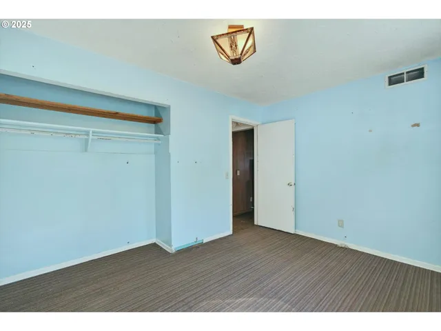 $260,000 | 3945 Northeast Bryant Street, Portland, OR 97211