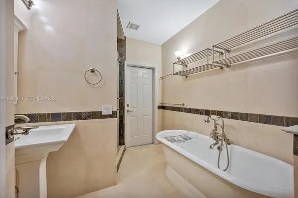 $15,000 | 186 Edgewater Drive, Coral Gables, FL 33133