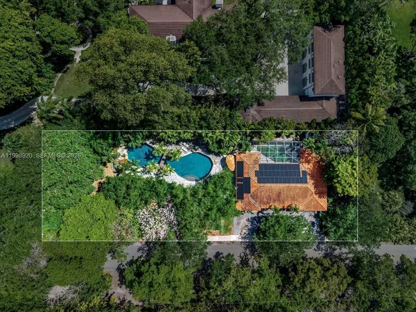 $15,000 | 186 Edgewater Drive, Coral Gables, FL 33133