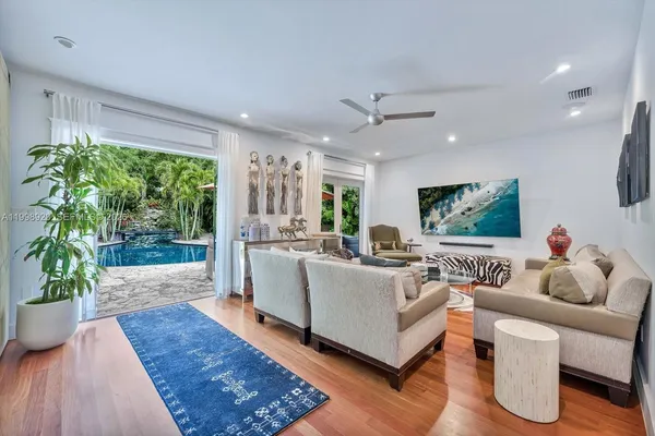 $15,000 | 186 Edgewater Drive, Coral Gables, FL 33133