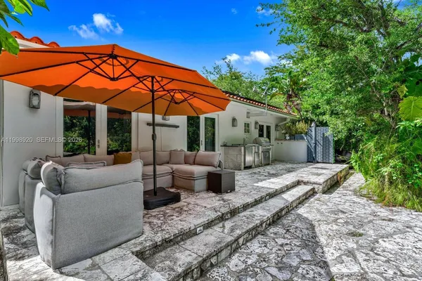 $15,000 | 186 Edgewater Drive, Coral Gables, FL 33133