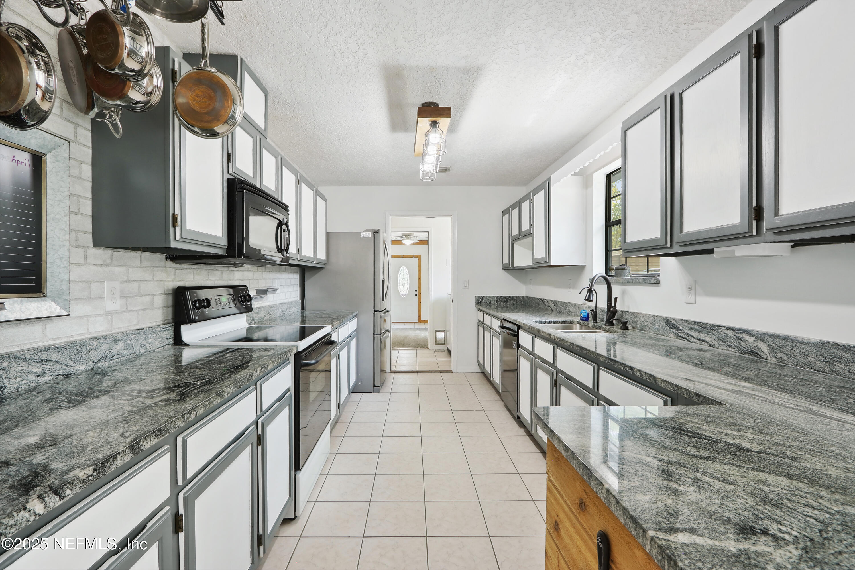 4686 Javeline Circle Middleburg, FL 32068 - Photo 13 of 42 4686 Javeline Cir