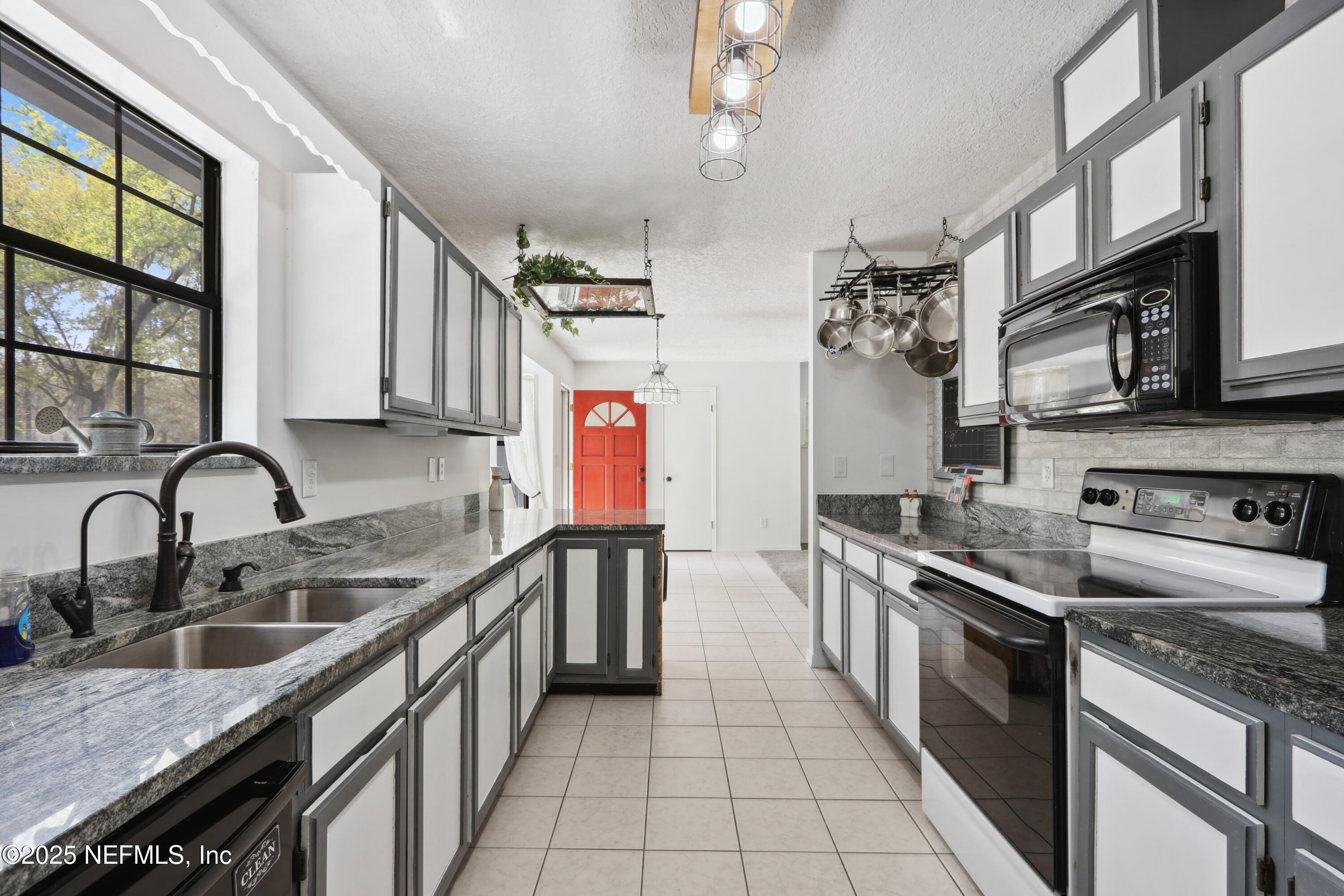 4686 Javeline Circle Middleburg, FL 32068 - Photo 5 of 42 4686 Javeline Cir