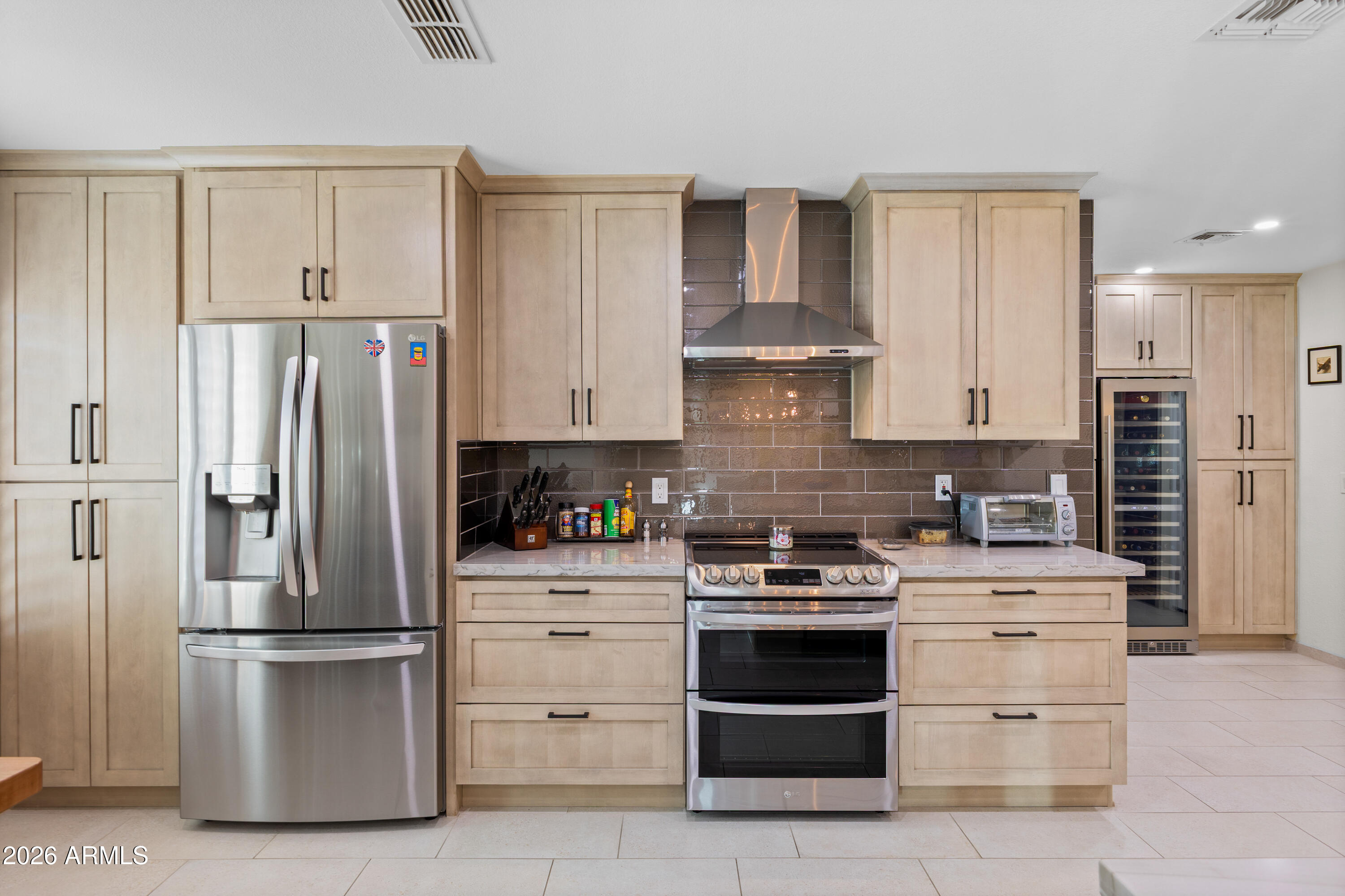 2045 East Ruby Lane Phoenix, AZ 85024 - Photo 20 of 72 2045 E Ruby Ln-21