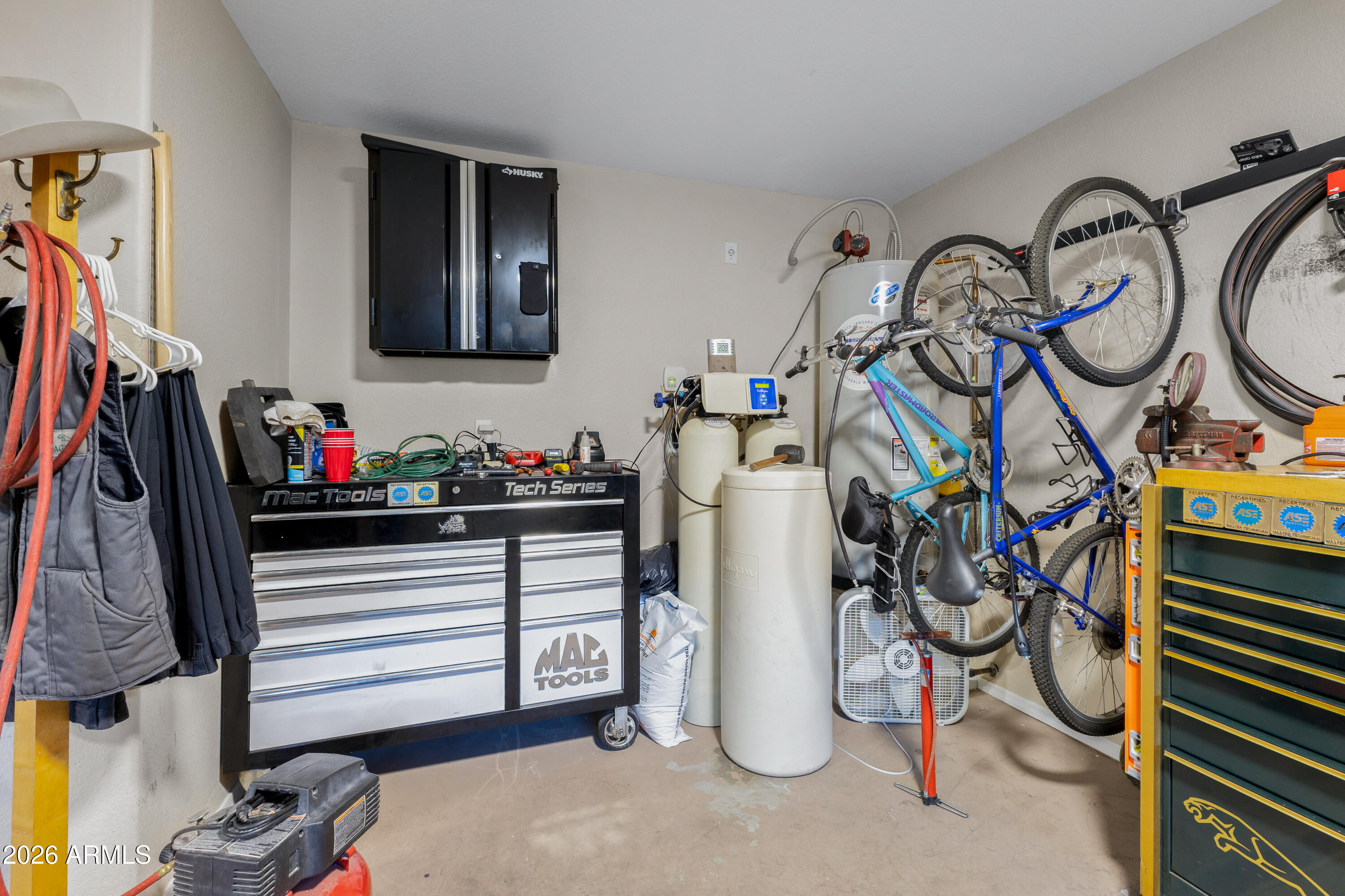 2045 East Ruby Lane Phoenix, AZ 85024 - Photo 41 of 72 2045 E Ruby Ln-42