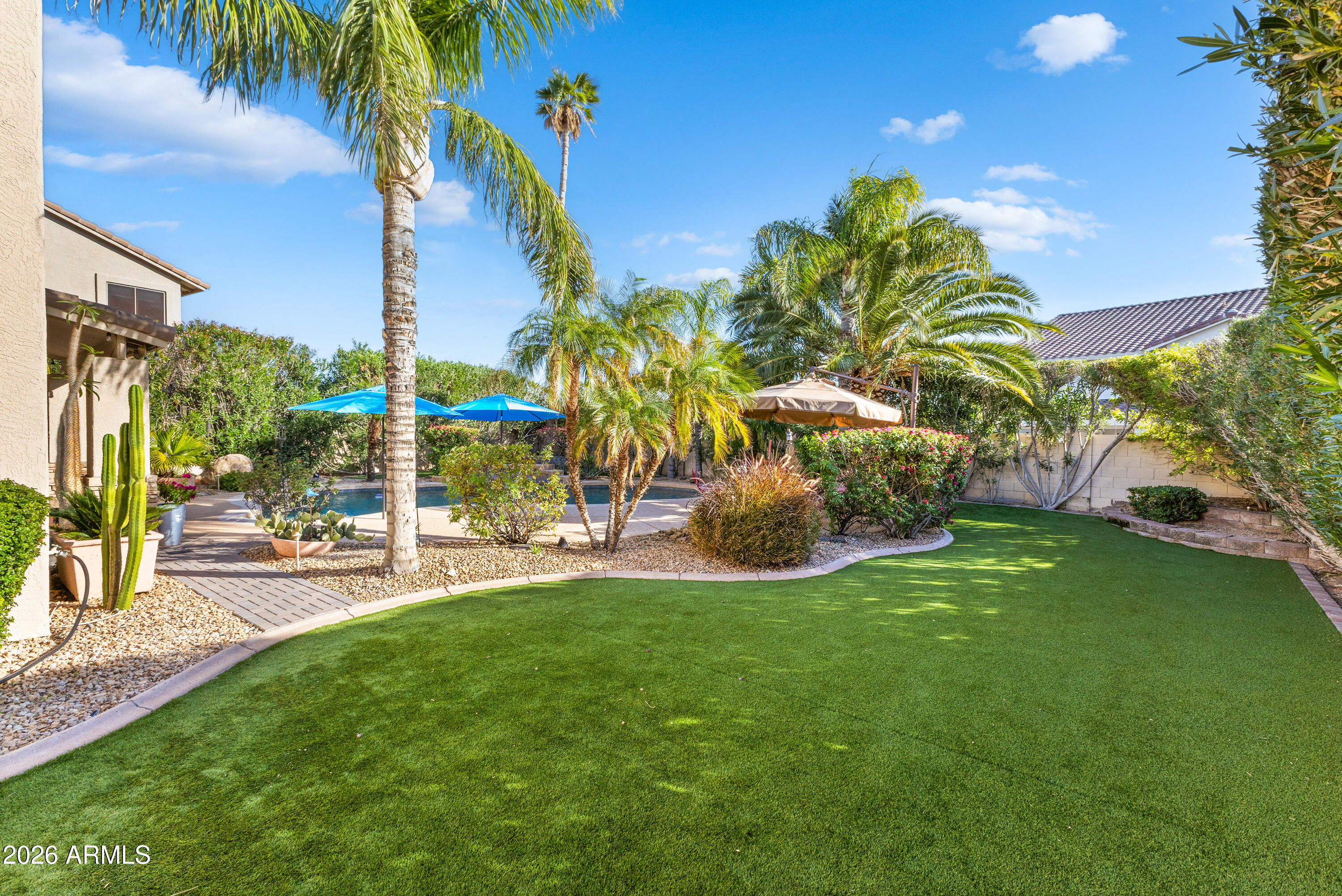 2045 East Ruby Lane Phoenix, AZ 85024 - Photo 49 of 72 2045 E Ruby Ln-51