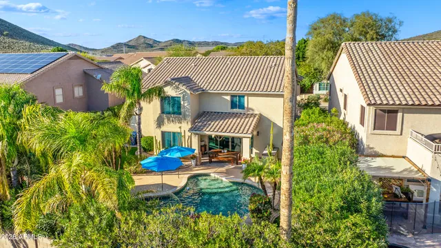 $969,900 | 2045 East Ruby Lane, Phoenix, AZ 85024