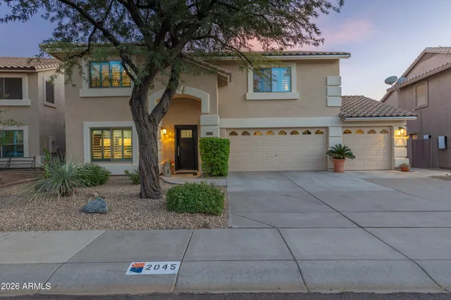 $969,900 | 2045 East Ruby Lane, Phoenix, AZ 85024