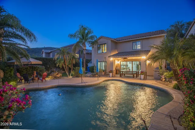 $969,900 | 2045 East Ruby Lane, Phoenix, AZ 85024