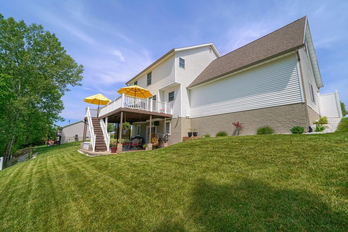 1051 Ridge Drive Circleville, OH 43113 - Photo 5 of 46