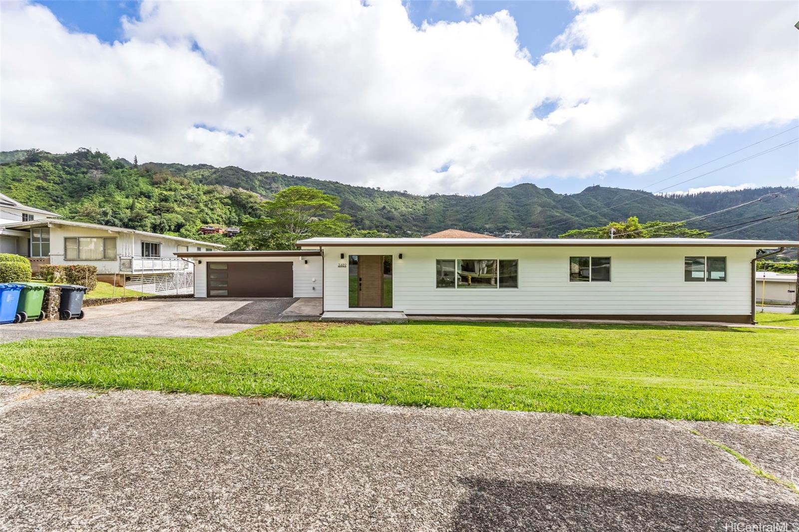 3489 Manoa Road Honolulu, HI 96822 - Photo 2 of 16