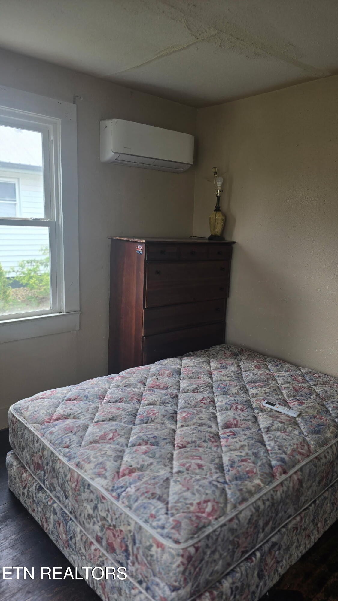 908 Crescent Street Morristown, TN 37813 - Photo 13 of 24