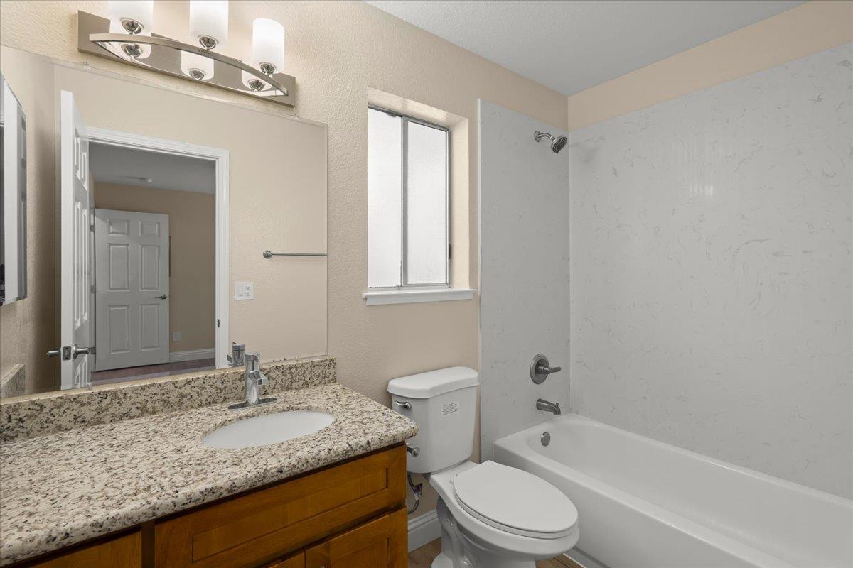 16424 Foothill Boulevard Castro Valley, CA 94578 - Photo 15 of 24