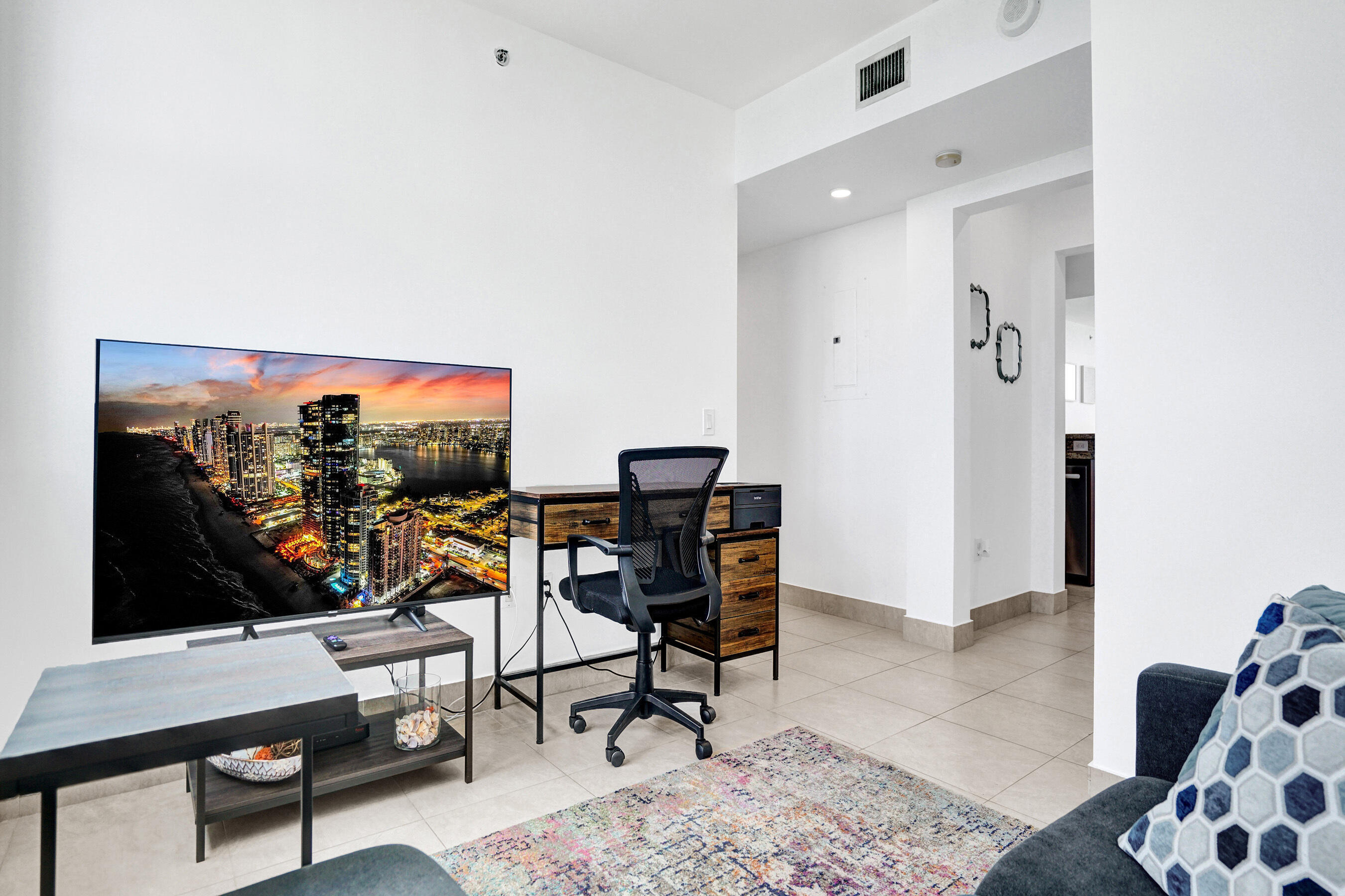 2641 North Flamingo Road, Unit 2105N Sunrise, FL 33323 - Photo 31 of 60 a view of a workspace