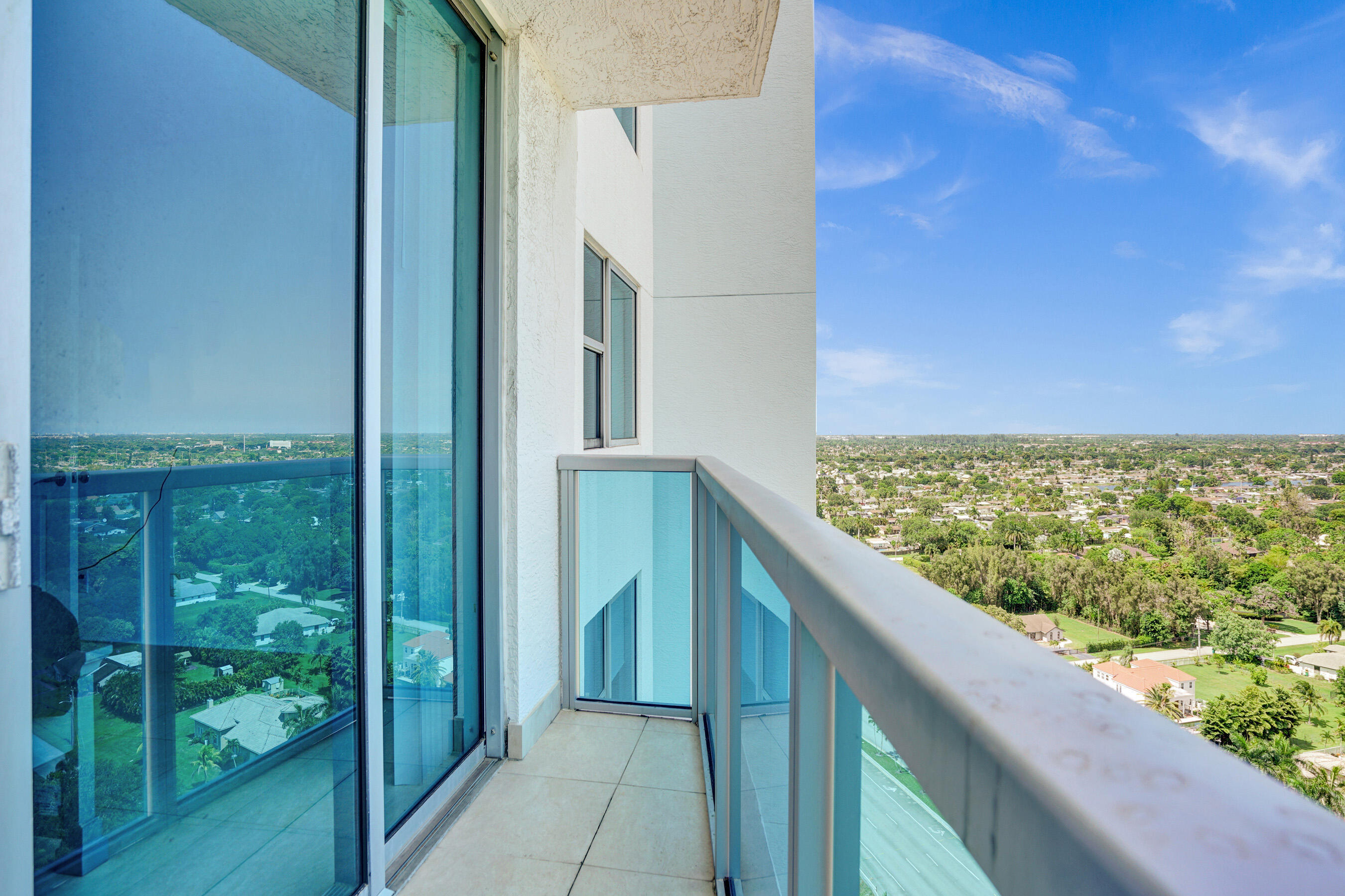 2641 North Flamingo Road, Unit 2105N Sunrise, FL 33323 - Photo 41 of 60 DSC00453