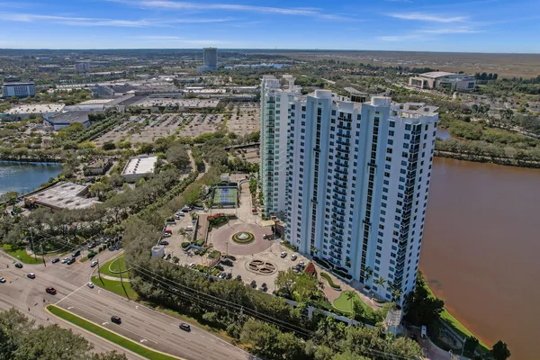 $3,500 | 2641 North Flamingo Road, Unit 2105N, Sunrise, FL 33323